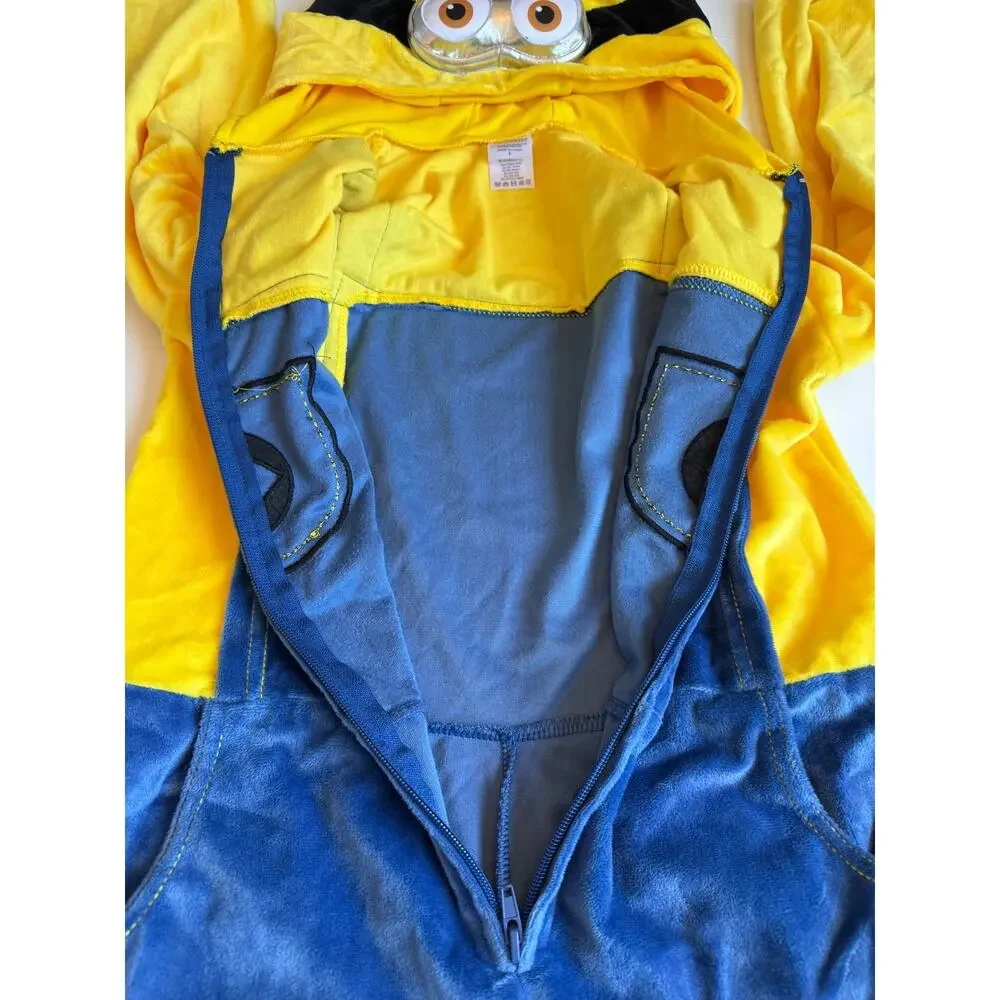 Spirit Halloween Minion Plush Jumpsuit Costume w Hat & Goggles Child L 12-14
